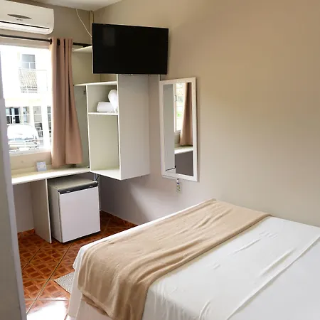 Hotel Lorimar-2